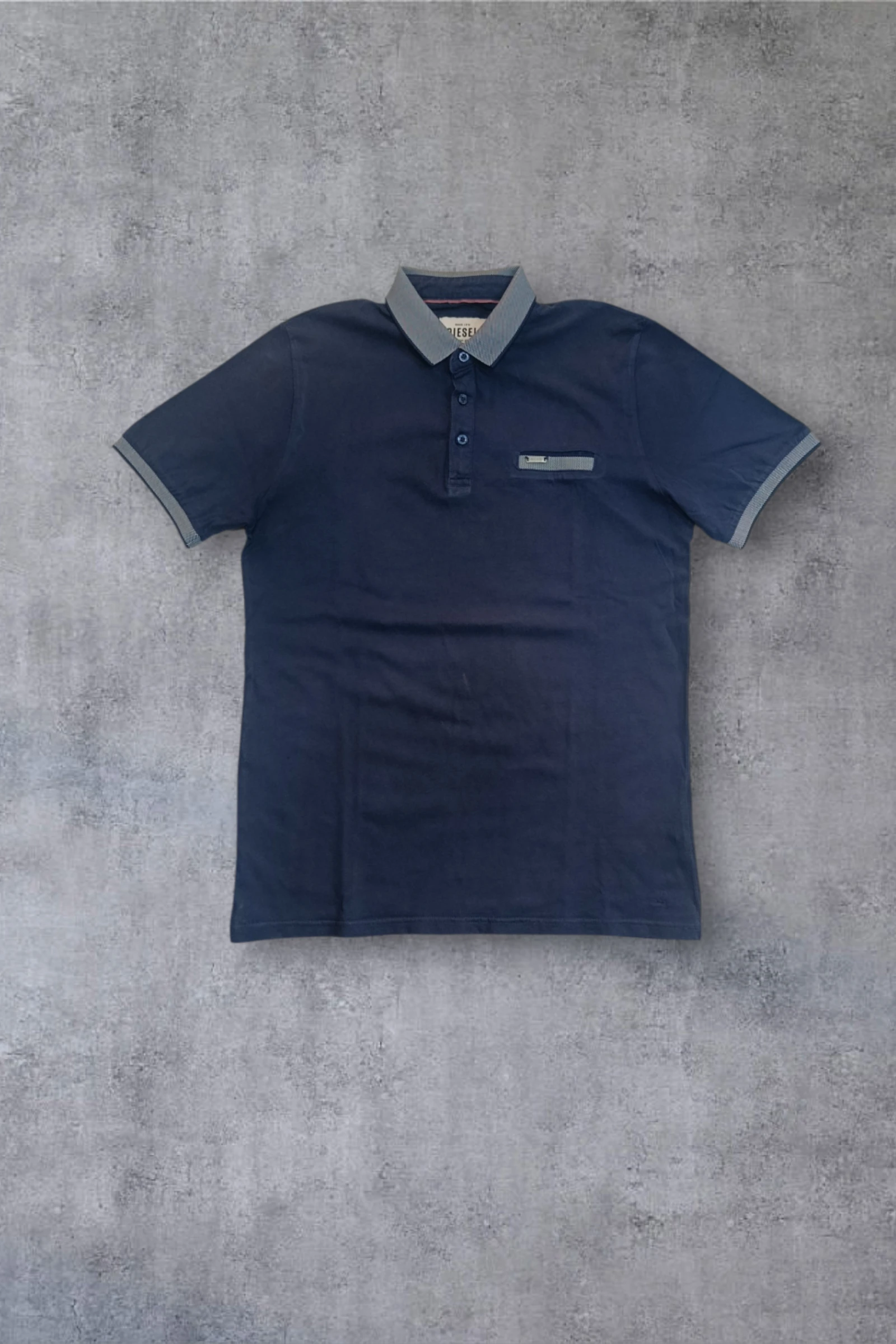 | Polo Diesel Hombre | Color Azul Marino | Manga Corta | Cuello Rayas | Talla L |